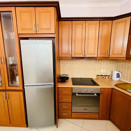 Durmishi Big Apartment Sarande